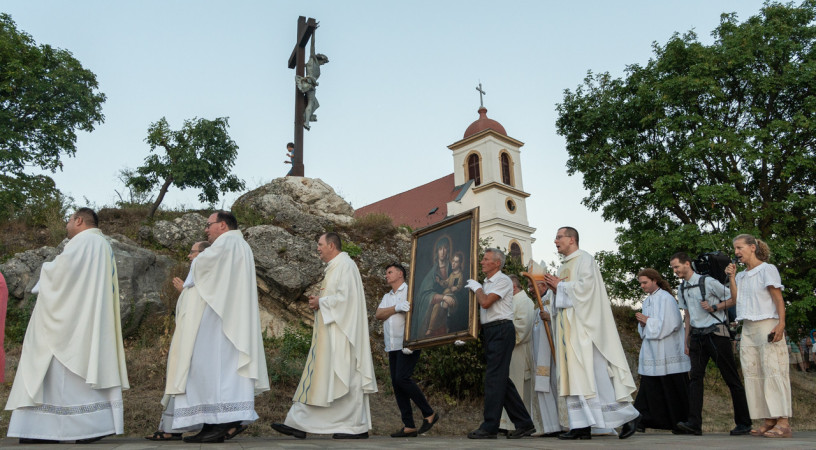 Varga László püspök Pécsen: A szentség nem a bűntelenség, hanem az Istennel való kapcsolat gyümölcse